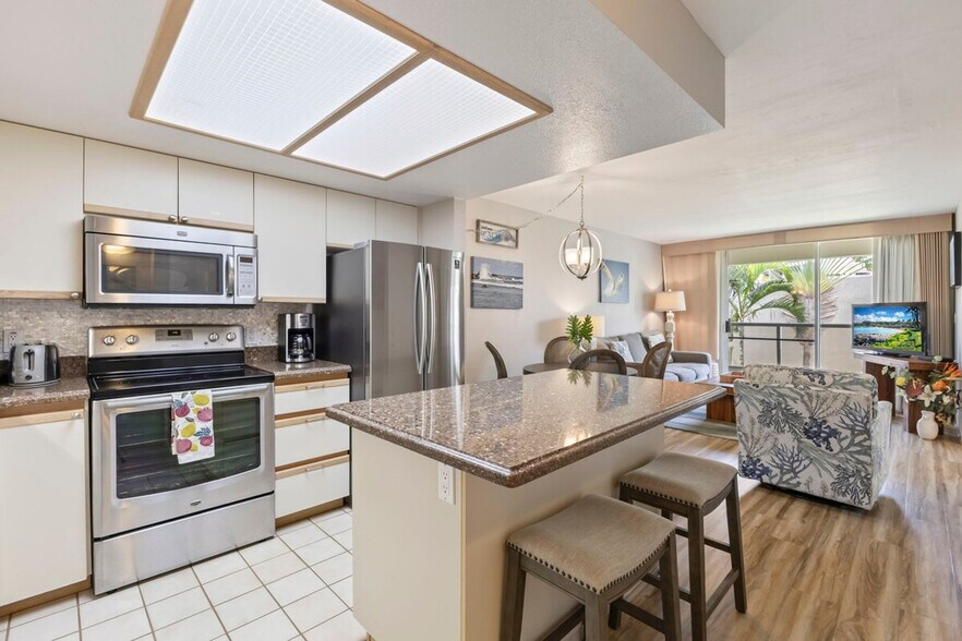Building Photo - 2575 S Kihei Rd