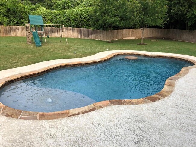 Building Photo - 105 Sandy Lyle Cove