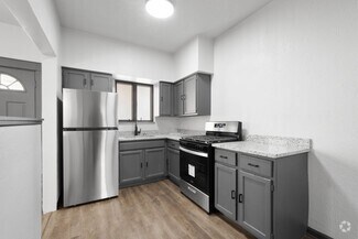 Building Photo - Newly renovated 2 Bedroom home in McKees R...
