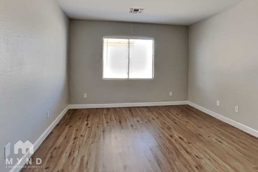 Building Photo - 12333 W Rosewood Dr