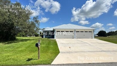 Building Photo - 8147 Cozumel Ln