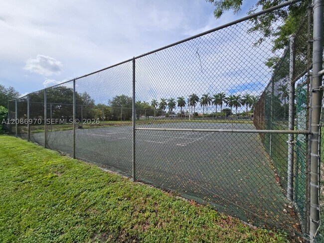Building Photo - 5900 SW 127th Ave