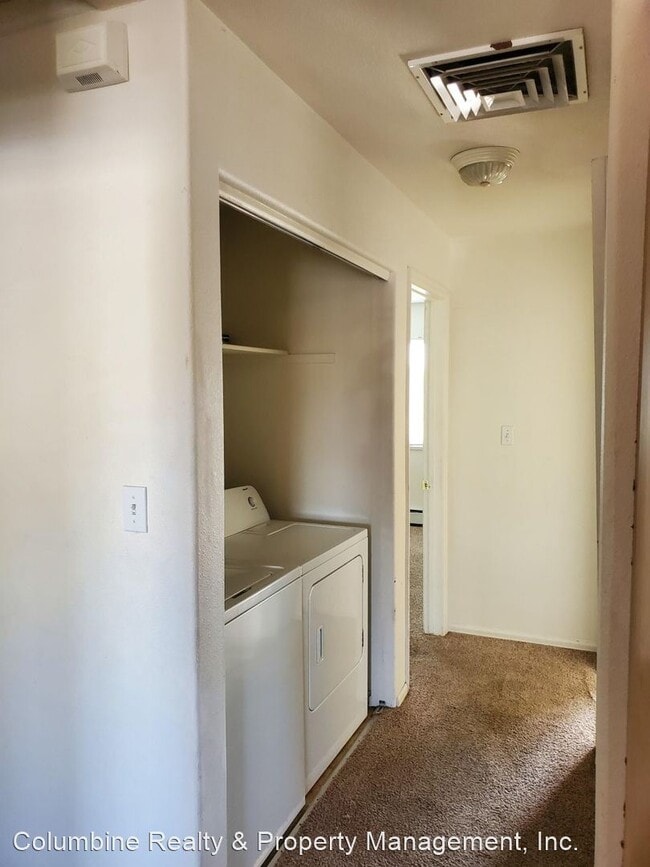 Building Photo - 3 br, 2 bath House - 486 Coronado Ct #D