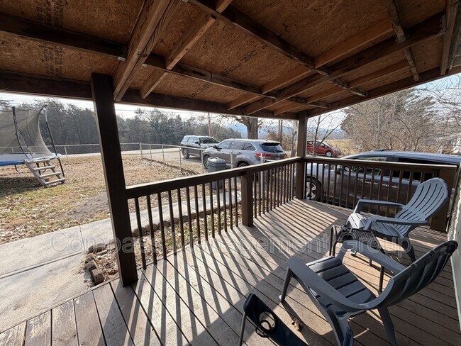 Building Photo - 4917 Andersonville Hwy