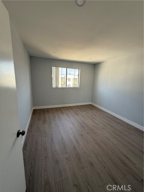 Building Photo - 822 E Lomita Ave