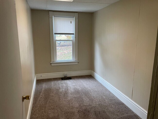 Building Photo - 20 Franklin St