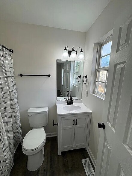 Building Photo - 1232 Soulsville St