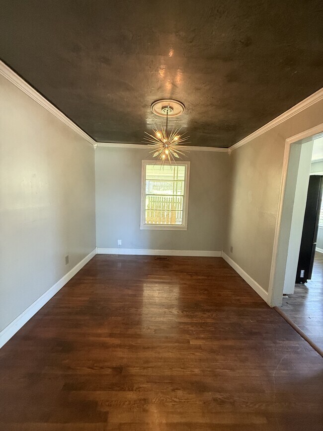 Building Photo - 1501 29th Street Ensley