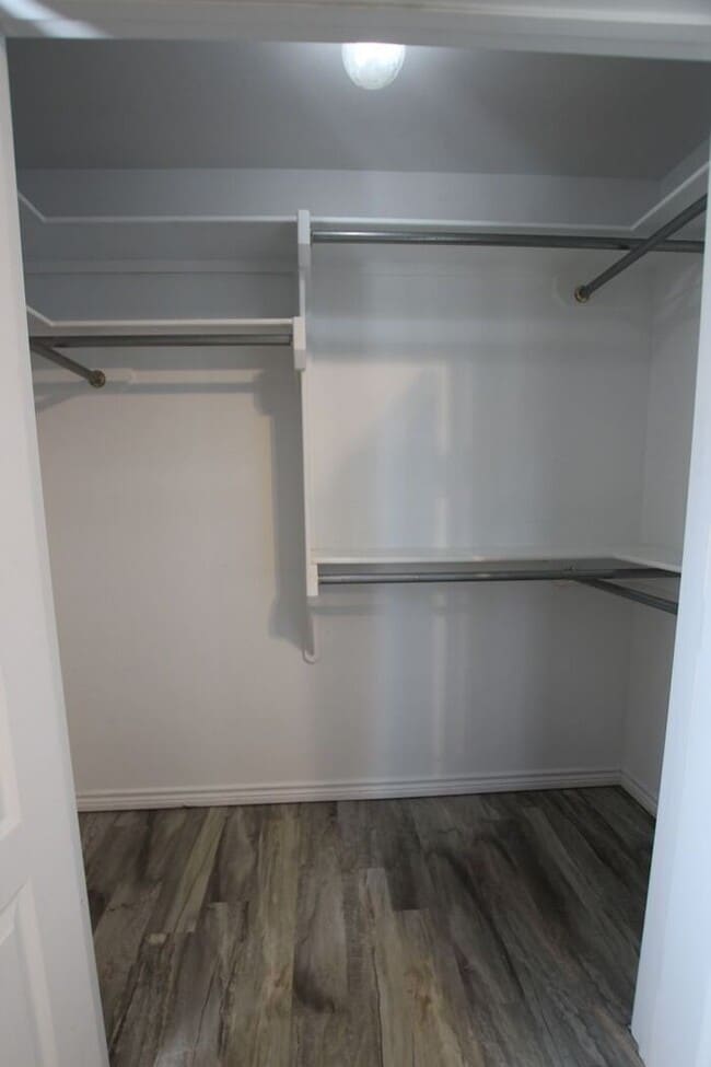 Building Photo - 3 bedroom 2 bathroom home in Tyler!