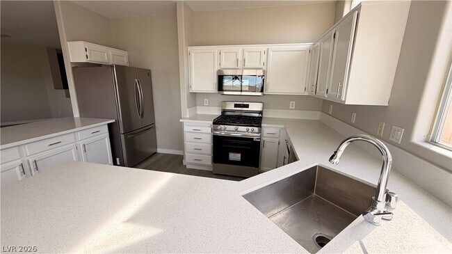 Building Photo - 612 Coolidge Ave