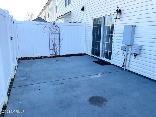 Building Photo - 4238 Dudleys Grant Dr