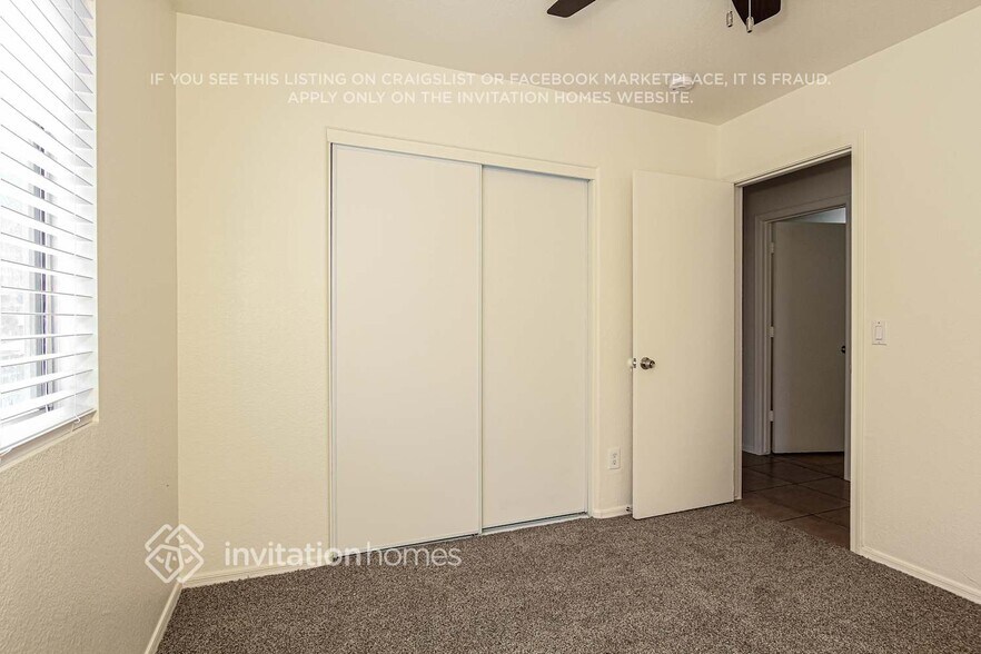 Building Photo - 8416 W Monterey Way