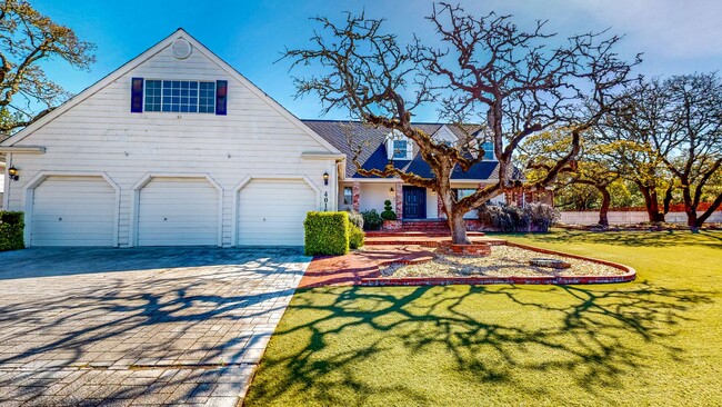 Primary Photo - Large Custom Bennett Valley Home with Pool