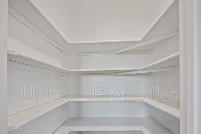 Building Photo - 978 SW 208th Pl