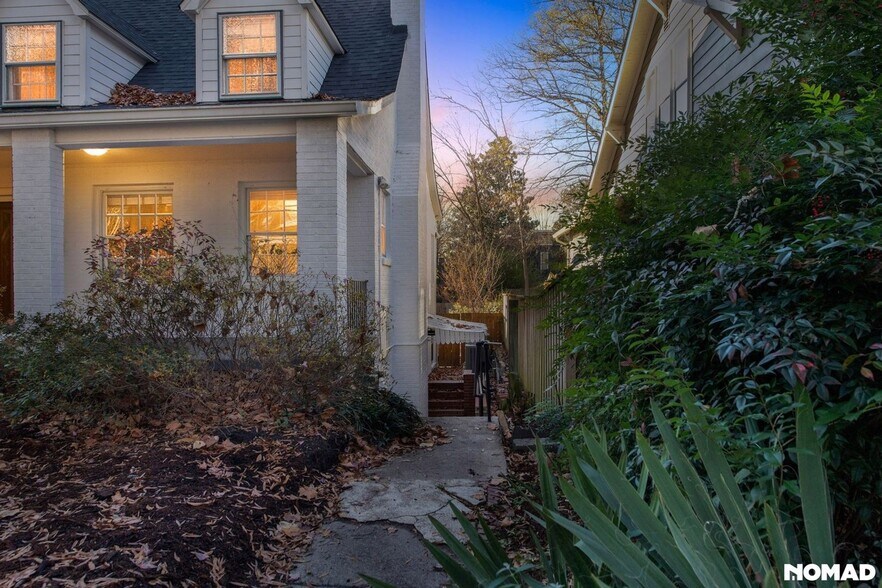 Primary Photo - 821 Onslow St