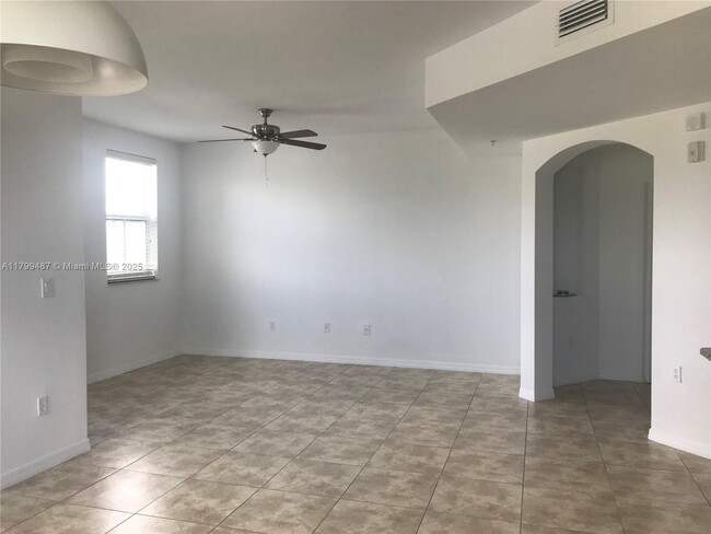 Building Photo - 8999 NW 107th Ct