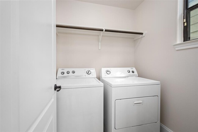 Utility Room - 1335 Studer St