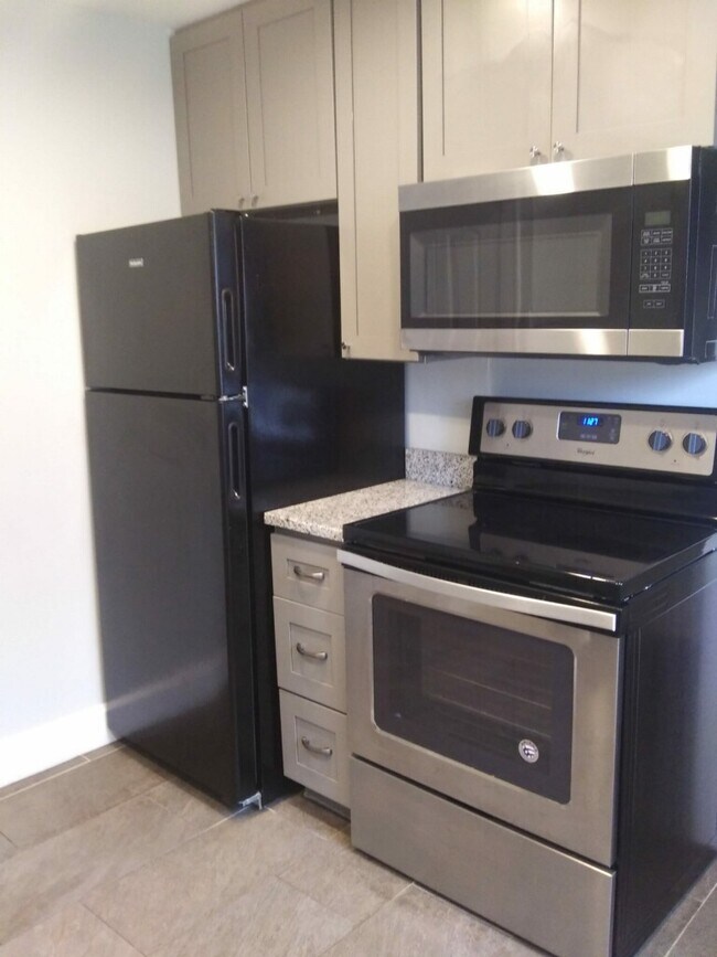 Existing fridge is included. - 1622 -1624 Orange St.