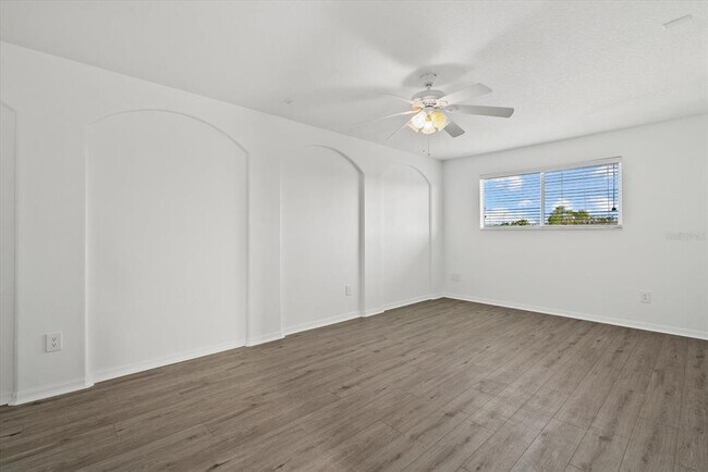 Building Photo - 12808 Hampton Hill Dr