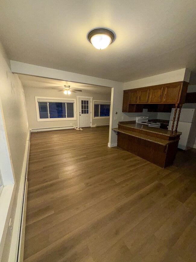 Building Photo - 428 McGrath Pond Rd