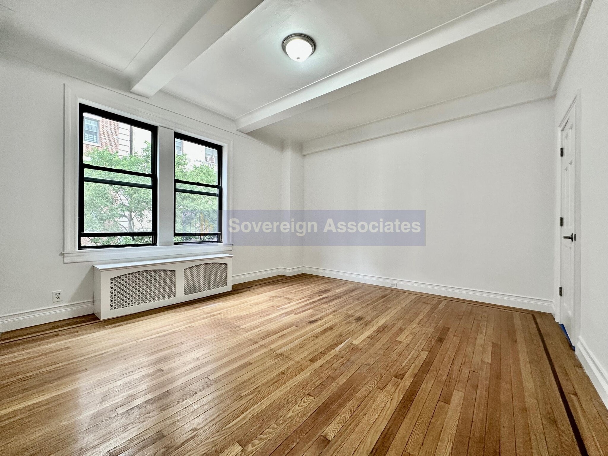 Building Photo - 308 W 104th St