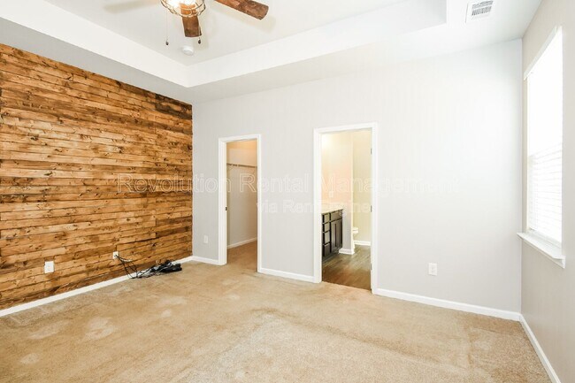 Building Photo - 20 Susie Creek Ln