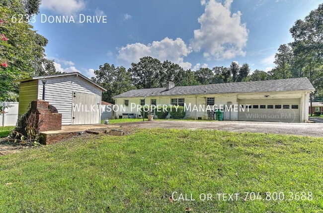 Building Photo - 6233 Donna Dr