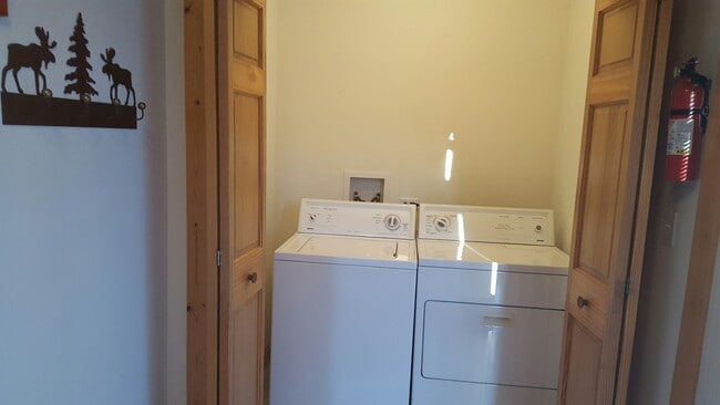 Building Photo - 2643 IL-178