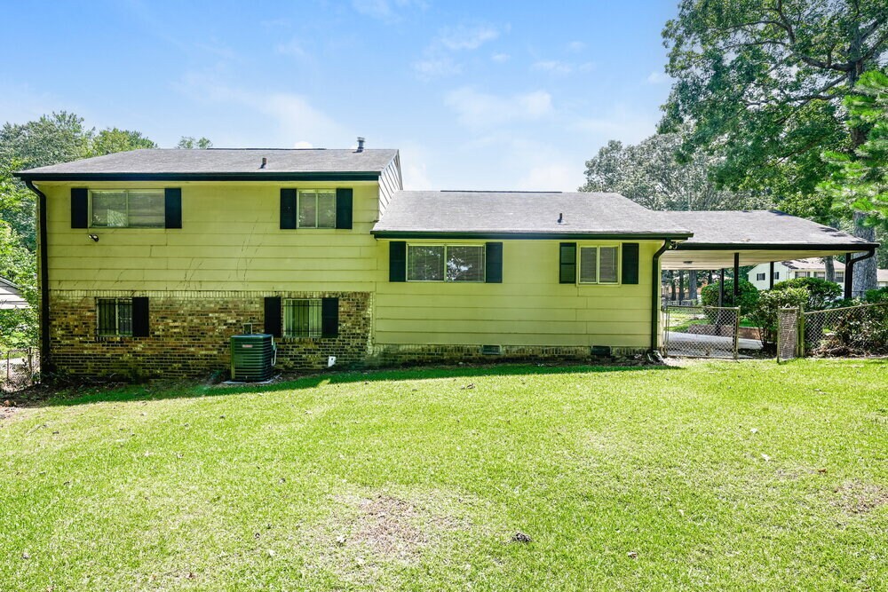 Building Photo - 2372 Rolling Rock Dr