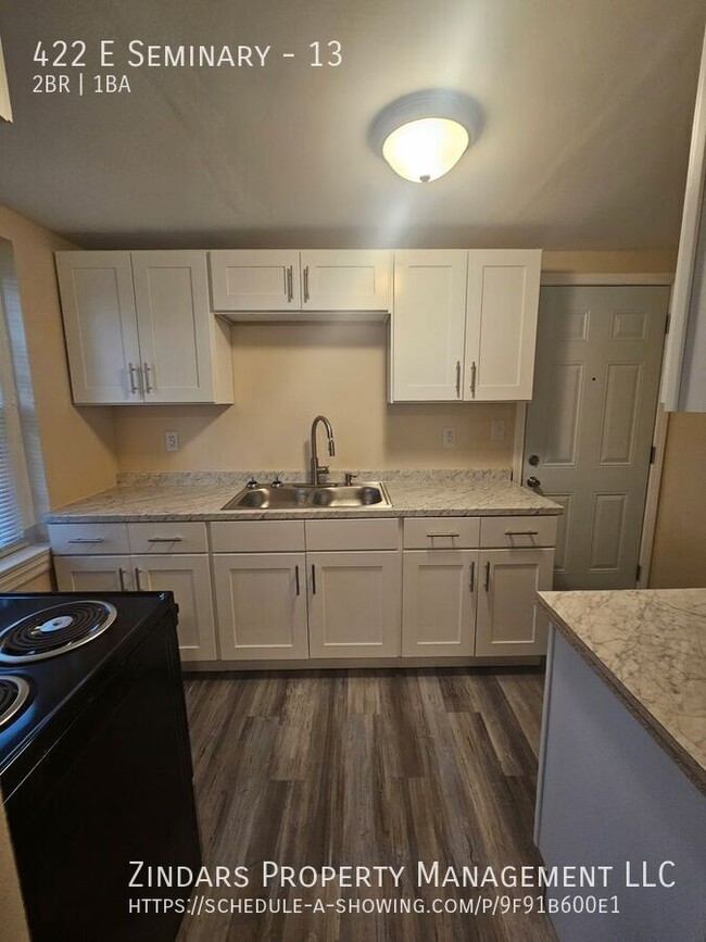 Primary Photo - MOVE IN SPECIAL!!! Newly Remodeled 2 Bed 1...