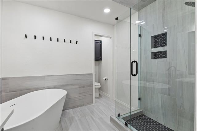 Building Photo - 3103 Bourbon St Cir