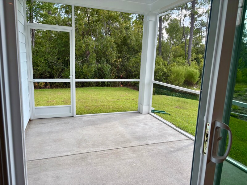 Building Photo - 7100 Shooting Star Way
