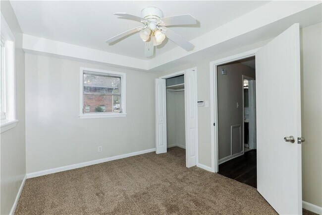 Building Photo - 639 Skipper Dr NW