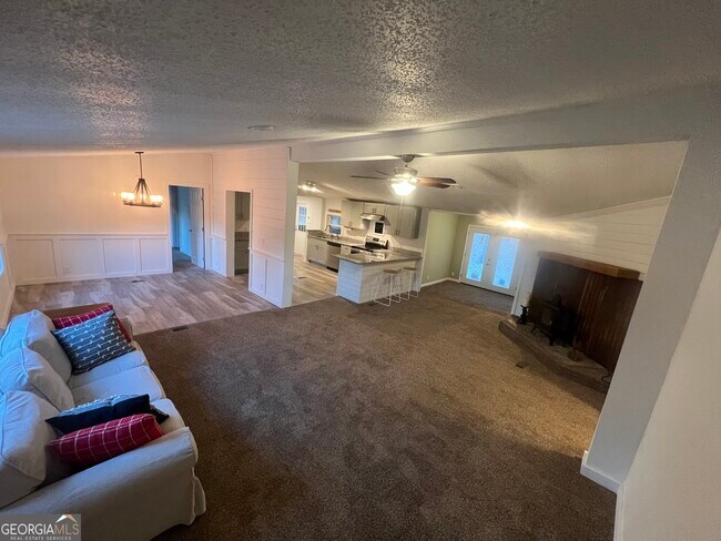 Building Photo - 130 Fairview Rd