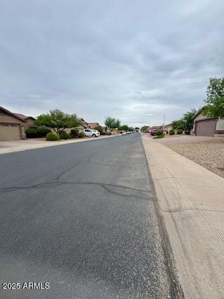 Building Photo - 1637 E Alicia Dr