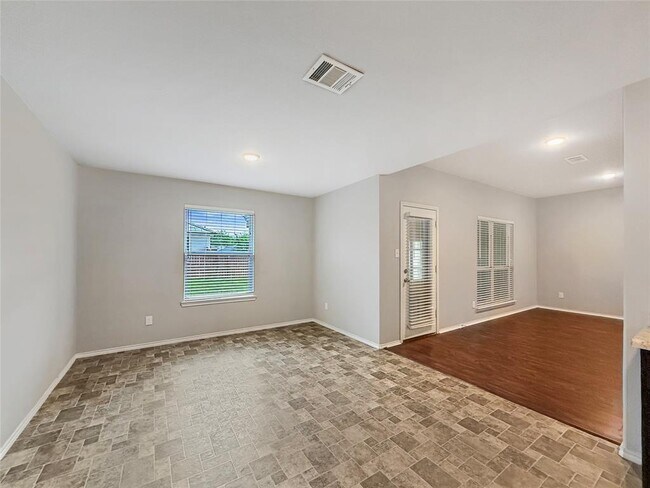 Building Photo - 2804 Turning Crk St