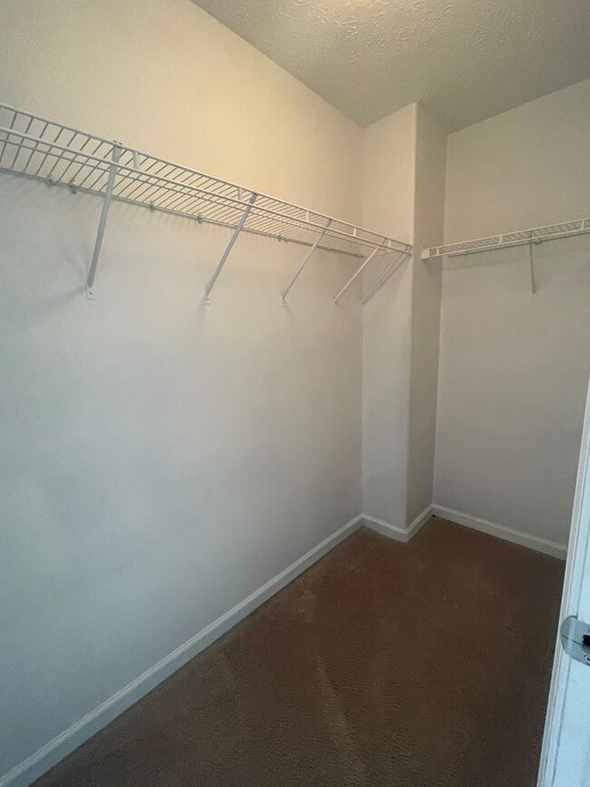 Building Photo - 4233 Sandstone Dr