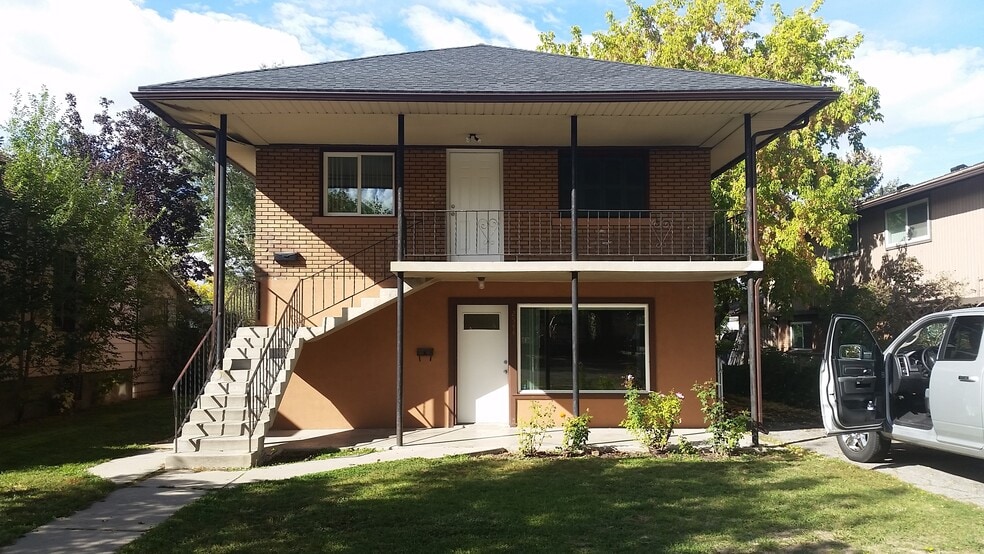 Street View - 2544 S Park St