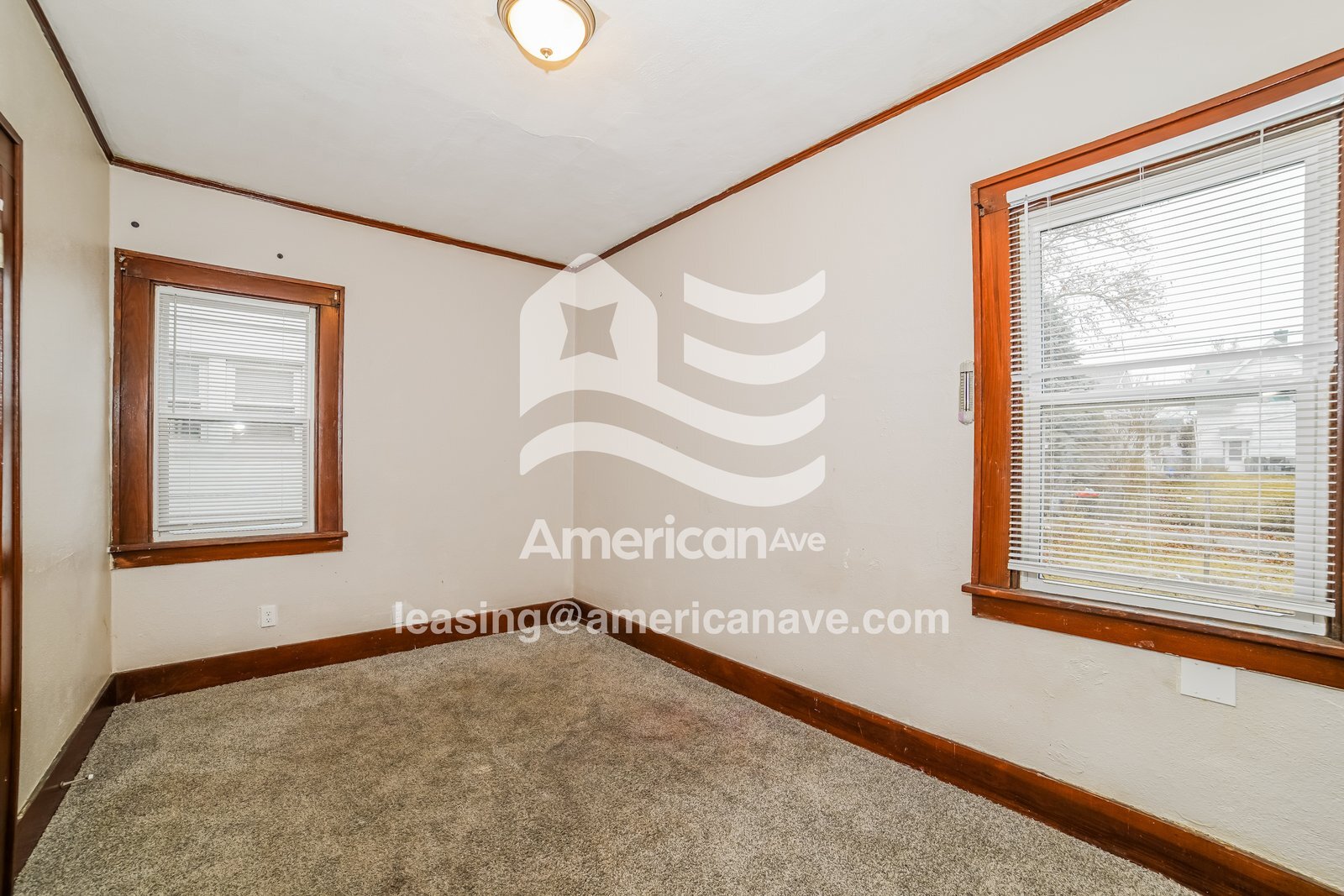 Building Photo - 1125 W McClure Ave