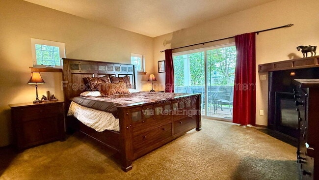 Building Photo - 406 Lundblad Pl