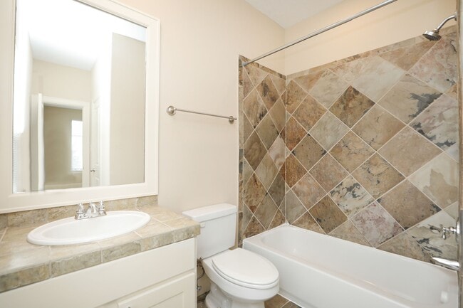 Building Photo - 1205 Birdsall St