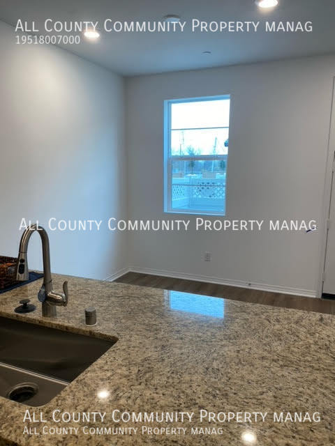 Building Photo - 34495 Agave Dr