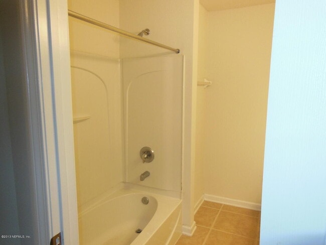 Building Photo - 3504 Summerlin Ln N