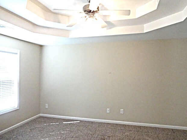 Building Photo - 521 San Dra Way