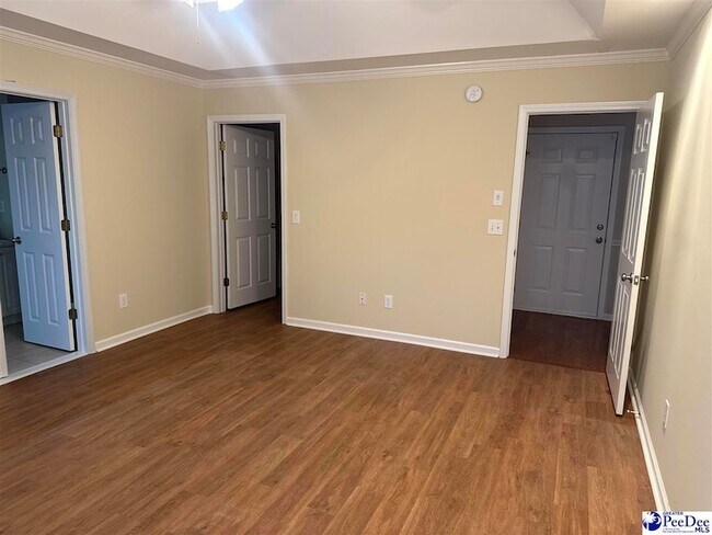 Building Photo - 438 Quail Pointe Dr