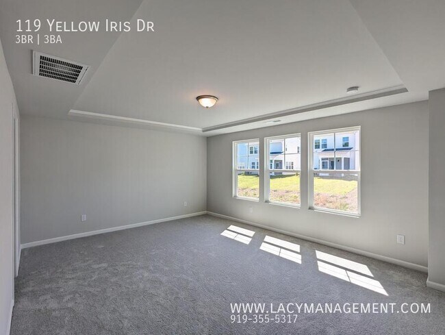Building Photo - 119 Yellow Iris Dr