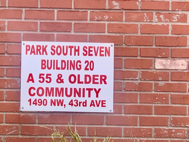 Building Photo - 1490 NW 43rd Ave