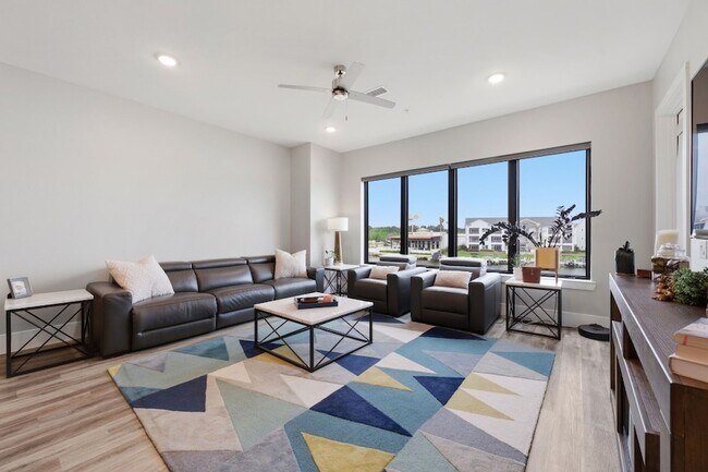 Building Photo - 199 WATERPOINT CT Unit 202