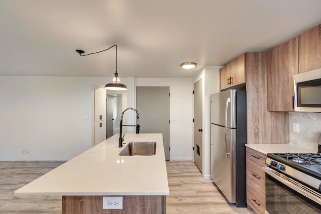 Building Photo - 570 North 200 West