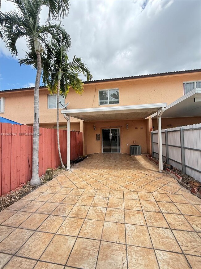 Building Photo - 8428 NW 103rd St